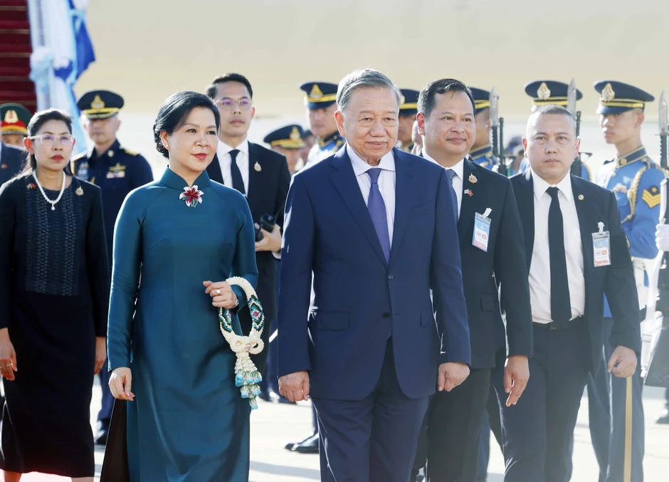 Thái Lan bắn 21 loạt đại bác chào đón Tổng Bí thư, Chủ tịch nước Tô Lâm Thái Lan bắn 21 loạt đại bác chào đón Tổng Bí thư, Chủ tịch nước Tô Lâm