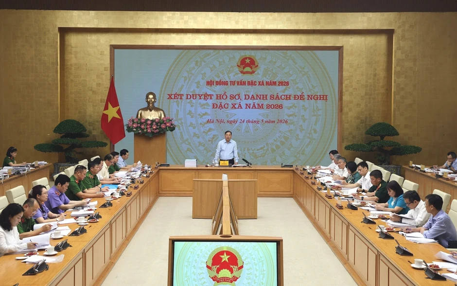 Thẩm định 10.000 hồ sơ, trình Chủ tịch nước quyết các phạm nhân được đặc xá Thẩm định 10.000 hồ sơ, trình Chủ tịch nước quyết các phạm nhân được đặc xá