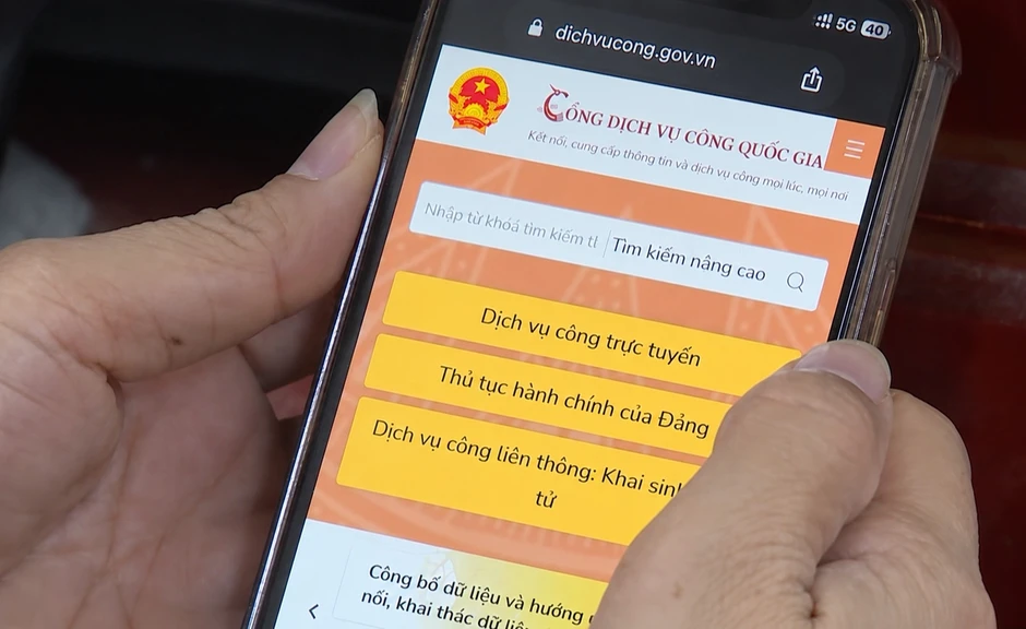 Thanh Hóa là tỉnh đầu tiên thí điểm tích hợp 'sổ đỏ' lên VNeID Thanh Hóa là tỉnh đầu tiên thí điểm tích hợp 'sổ đỏ' lên VNeID