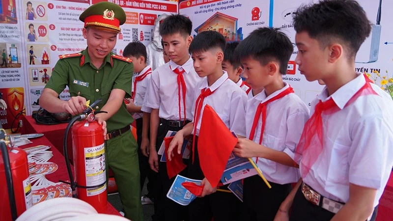 Thanh Hóa: Sôi nổi Ngày hội toàn dân bảo vệ an ninh Tổ quốc Thanh Hóa: Sôi nổi Ngày hội toàn dân bảo vệ an ninh Tổ quốc