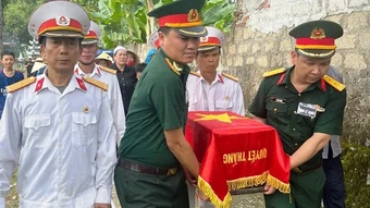 Thanh Hóa tiếp nhận, truy điệu và an táng liệt sĩ Lê Đồng Cội