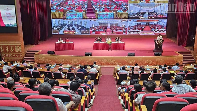 Thanh Hóa tiếp tục khơi thông, huy động các nguồn lực cho phát triển bền vững Thanh Hóa tiếp tục khơi thông, huy động các nguồn lực cho phát triển bền vững