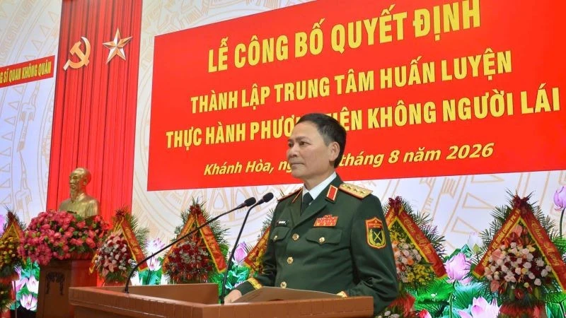 Thành lập Trung tâm huấn luyện phương tiện không người lái tại Trường Sĩ quan Không quân Thành lập Trung tâm huấn luyện phương tiện không người lái tại Trường Sĩ quan Không quân
