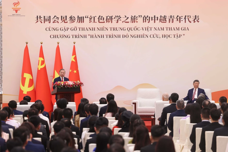 Thanh niên là cầu nối quan trọng vun đắp tình hữu nghị Việt - Trung Thanh niên là cầu nối quan trọng vun đắp tình hữu nghị Việt - Trung