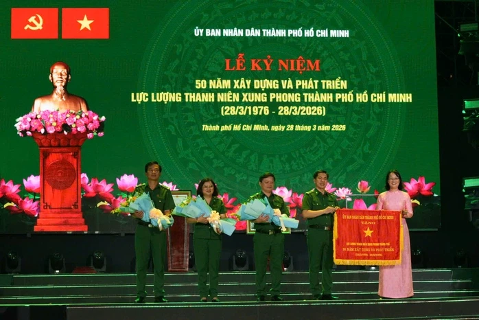 Thanh niên xung phong phải là mái nhà tập hợp sức mạnh của tuổi trẻ TPHCM Thanh niên xung phong phải là mái nhà tập hợp sức mạnh của tuổi trẻ TPHCM