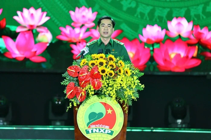 Thanh niên xung phong phải là mái nhà tập hợp sức mạnh của tuổi trẻ TPHCM Thanh niên xung phong phải là mái nhà tập hợp sức mạnh của tuổi trẻ TPHCM