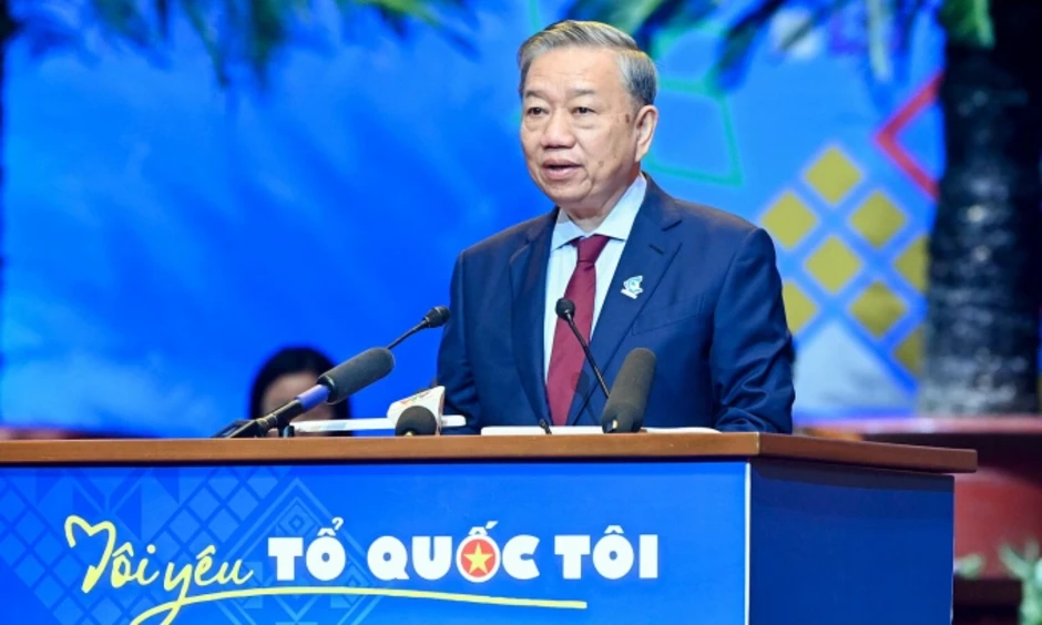 'Thanh niên yêu nước thời đại mới là chinh phục đỉnh cao khoa học - công nghệ' 'Thanh niên yêu nước thời đại mới là chinh phục đỉnh cao khoa học - công nghệ'
