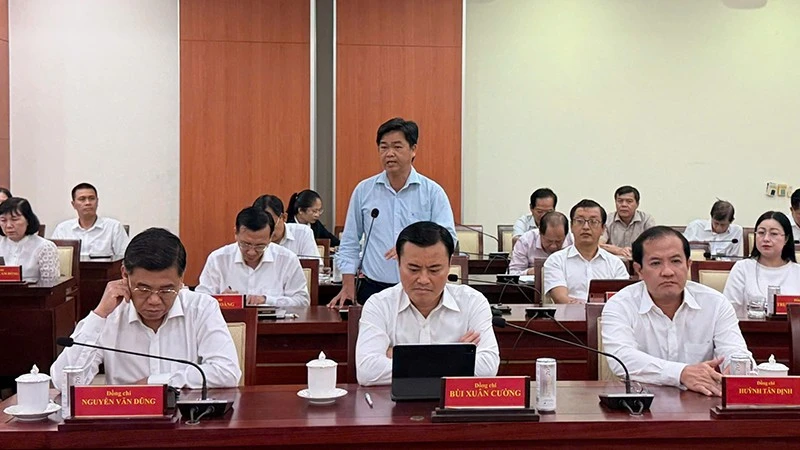 Thành phố Hồ Chí Minh đạt được nhiều kết quả tích cực sau 1 năm triển khai thực hiện mô hình chính quyền địa phương 2 cấp Thành phố Hồ Chí Minh đạt được nhiều kết quả tích cực sau 1 năm triển khai thực hiện mô hình chính quyền địa phương 2 cấp