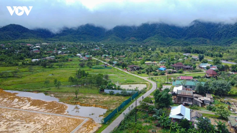 Thành phố Huế giảm khoảng 50% số thôn, tổ dân phố hiện nay Thành phố Huế giảm khoảng 50% số thôn, tổ dân phố hiện nay