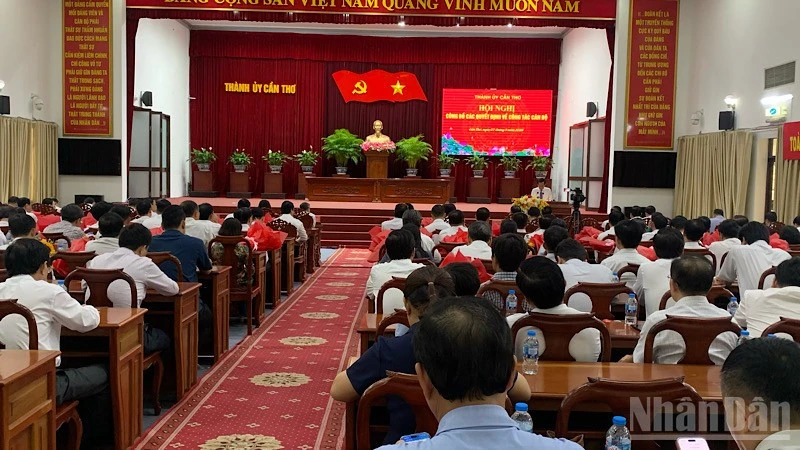 Thành ủy Cần Thơ điều động, bổ nhiệm nhiều cán bộ chủ chốt Thành ủy Cần Thơ điều động, bổ nhiệm nhiều cán bộ chủ chốt