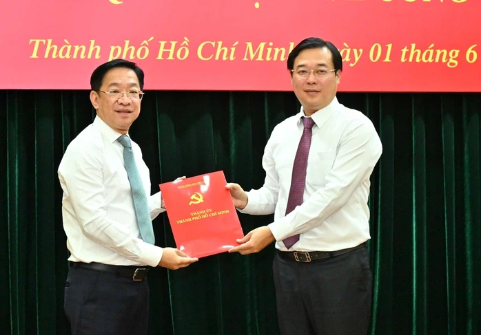 Thành ủy TPHCM điều động nhân sự lãnh đạo một số đơn vị Thành ủy TPHCM điều động nhân sự lãnh đạo một số đơn vị