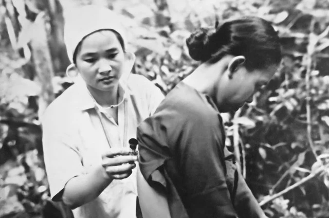 Thanh xuân và khát vọng của nữ Bộ trưởng Bộ Y tế đầu tiên tại Việt Nam Thanh xuân và khát vọng của nữ Bộ trưởng Bộ Y tế đầu tiên tại Việt Nam