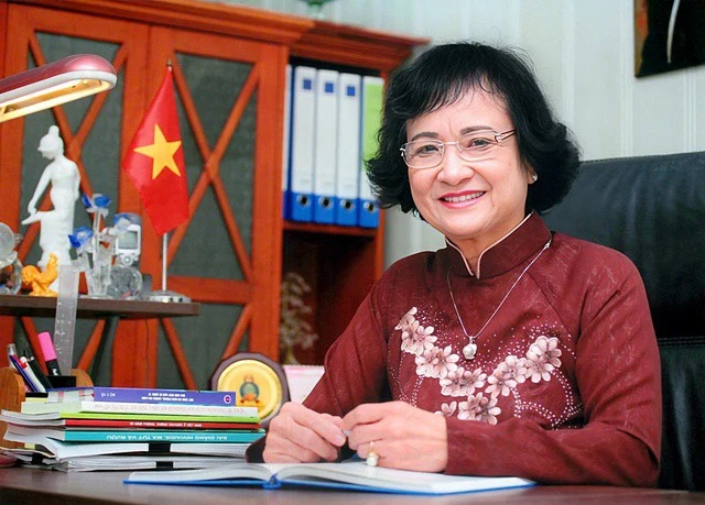 Thanh xuân và khát vọng của nữ Bộ trưởng Bộ Y tế đầu tiên tại Việt Nam Thanh xuân và khát vọng của nữ Bộ trưởng Bộ Y tế đầu tiên tại Việt Nam
