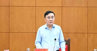 Tháo gỡ điểm nghẽn, khơi thông nguồn lực, phát triển không gian số và kinh tế số xuất bản