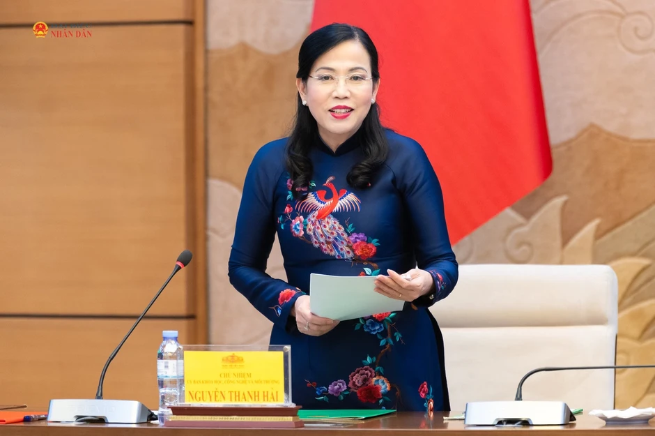 Thể chế không thể xây dựng từ tư duy 'bàn giấy' Thể chế không thể xây dựng từ tư duy 'bàn giấy'