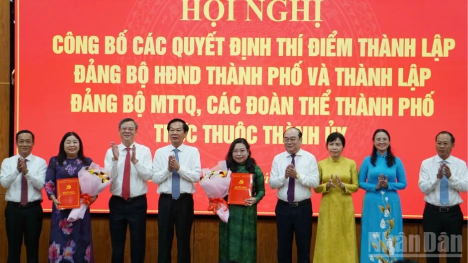 Thí điểm thành lập 2 đảng bộ trực thuộc Thành ủy Cần Thơ