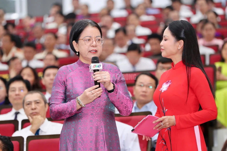 THI ĐUA ĐỂ TPHCM VƯƠN XA: Phát triển đô thị năng động, nghĩa tình THI ĐUA ĐỂ TPHCM VƯƠN XA: Phát triển đô thị năng động, nghĩa tình