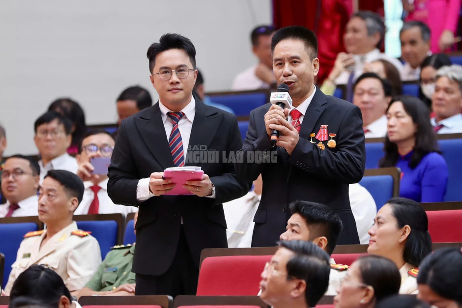 THI ĐUA ĐỂ TPHCM VƯƠN XA: Phát triển đô thị năng động, nghĩa tình THI ĐUA ĐỂ TPHCM VƯƠN XA: Phát triển đô thị năng động, nghĩa tình
