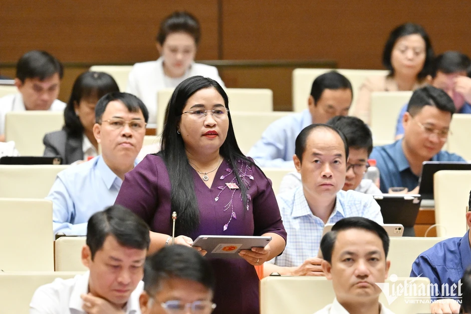 Thiếu tướng Công an tranh luận về đề xuất bầu, chỉ định hòa giải viên Thiếu tướng Công an tranh luận về đề xuất bầu, chỉ định hòa giải viên
