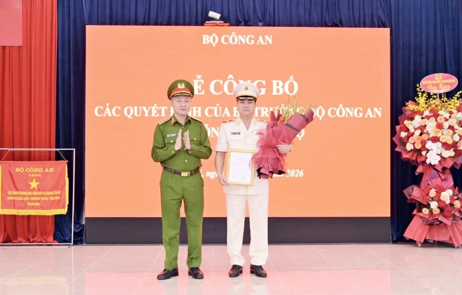 Thiếu tướng Dương Đức Hải giữ chức Cục trưởng Cục Cảnh sát PCCC và CNCH Thiếu tướng Dương Đức Hải giữ chức Cục trưởng Cục Cảnh sát PCCC và CNCH