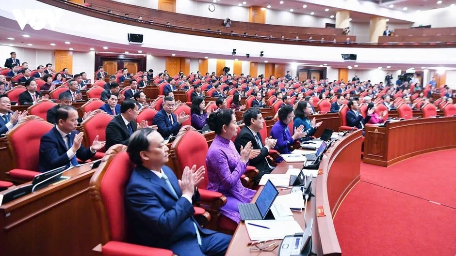 Thông cáo báo chí ngày làm việc thứ 4 Hội nghị Trung ương 3 khóa XIV Thông cáo báo chí ngày làm việc thứ 4 Hội nghị Trung ương 3 khóa XIV