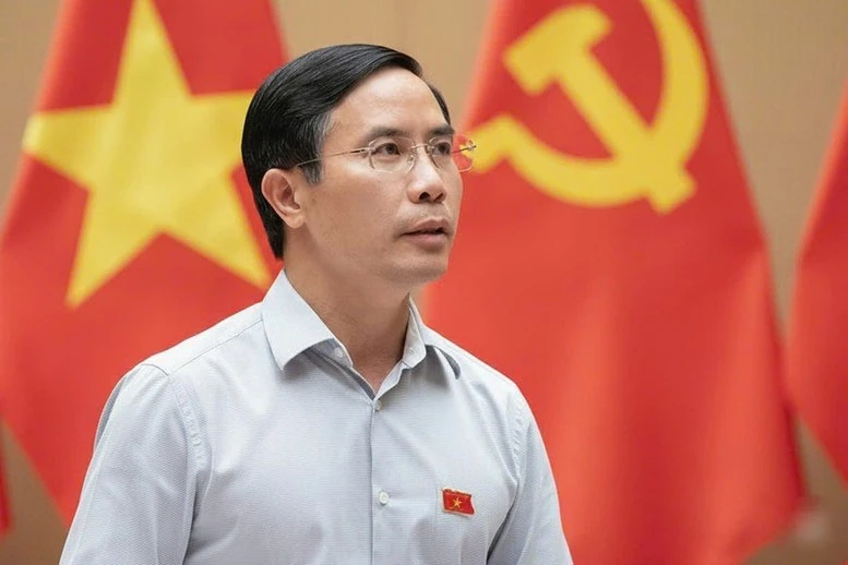 Thống đốc Ngân hàng Nhà nước Phạm Đức Ấn nhận thêm nhiệm vụ mới Thống đốc Ngân hàng Nhà nước Phạm Đức Ấn nhận thêm nhiệm vụ mới