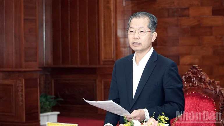 Thông qua báo cáo kết quả giám sát đối với Ban Thường vụ Tỉnh ủy Lâm Đồng Thông qua báo cáo kết quả giám sát đối với Ban Thường vụ Tỉnh ủy Lâm Đồng