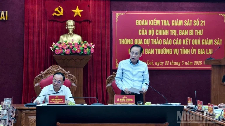 Thông qua dự thảo báo cáo giám sát của Bộ Chính trị, Ban Bí thư đối với Ban Thường vụ Tỉnh ủy Gia Lai Thông qua dự thảo báo cáo giám sát của Bộ Chính trị, Ban Bí thư đối với Ban Thường vụ Tỉnh ủy Gia Lai
