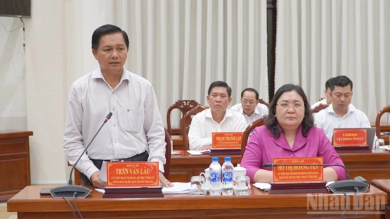 Thông qua dự thảo báo cáo kết quả kiểm tra (đợt 2) đối với Ban Thường vụ Tỉnh ủy Đồng Tháp và Vĩnh Long Thông qua dự thảo báo cáo kết quả kiểm tra (đợt 2) đối với Ban Thường vụ Tỉnh ủy Đồng Tháp và Vĩnh Long
