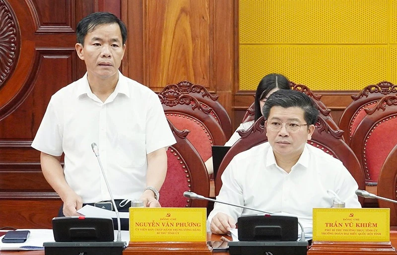 Thông qua Dự thảo Báo cáo kết quả kiểm tra đợt 2 đối với Ban Thường vụ Tỉnh ủy Quảng Trị Thông qua Dự thảo Báo cáo kết quả kiểm tra đợt 2 đối với Ban Thường vụ Tỉnh ủy Quảng Trị