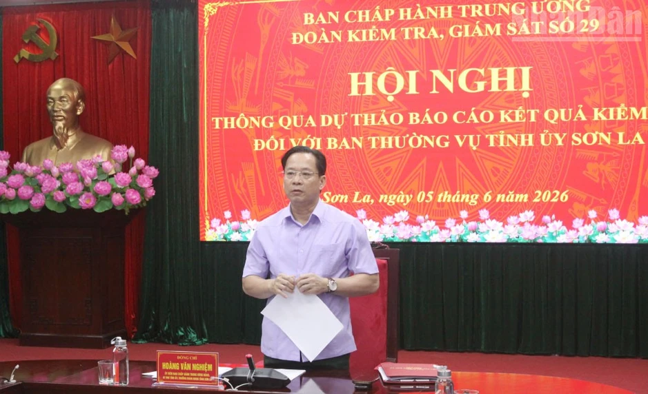 Thông qua dự thảo báo cáo kết quả kiểm tra đợt 2 đối với Ban Thường vụ Tỉnh ủy Sơn La Thông qua dự thảo báo cáo kết quả kiểm tra đợt 2 đối với Ban Thường vụ Tỉnh ủy Sơn La