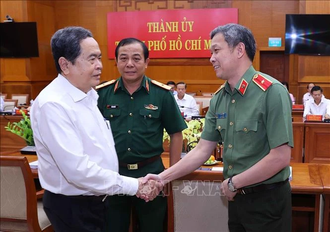 Thông qua kết quả kiểm tra tại Ban Thường vụ Thành ủy TP Hồ Chí Minh Thông qua kết quả kiểm tra tại Ban Thường vụ Thành ủy TP Hồ Chí Minh