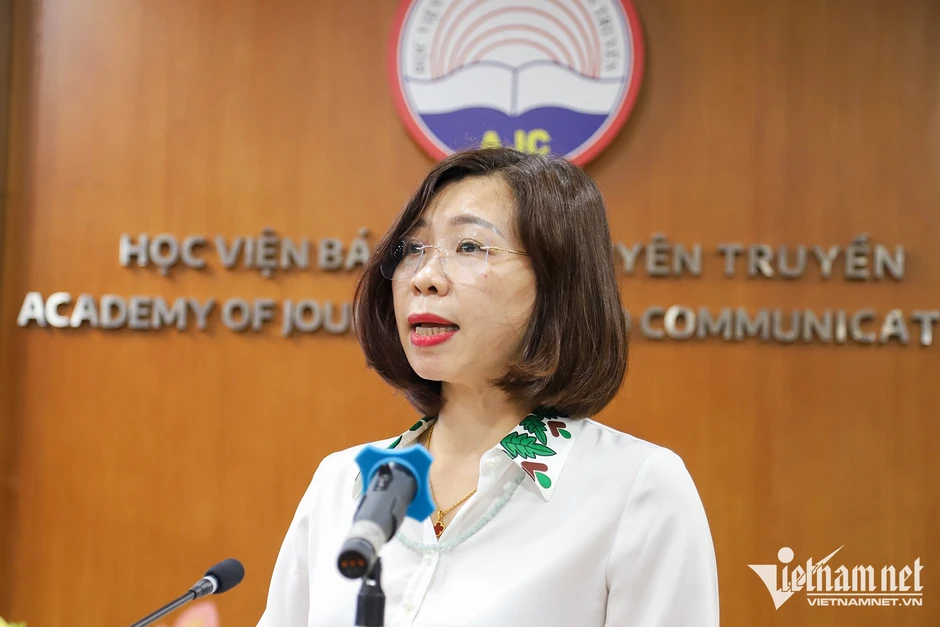 'Thông tin đúng, trúng nhưng chậm thì liệu có thể làm xoay chuyển được dư luận' 'Thông tin đúng, trúng nhưng chậm thì liệu có thể làm xoay chuyển được dư luận'