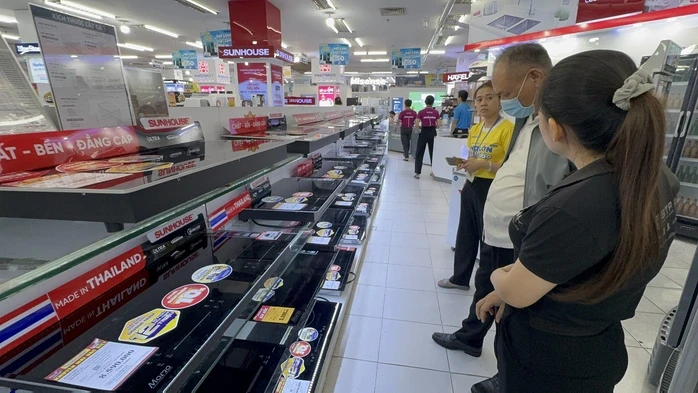 Thông tin nổi bật tại TPHCM ngày 23-2: hơn 100 xe máy vi phạm vào "danh sách đen" Thông tin nổi bật tại TPHCM ngày 23-2: hơn 100 xe máy vi phạm vào "danh sách đen"