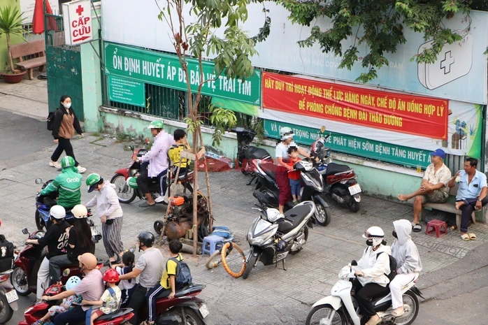 Thông tin nổi bật tại TPHCM ngày 23-2: hơn 100 xe máy vi phạm vào "danh sách đen" Thông tin nổi bật tại TPHCM ngày 23-2: hơn 100 xe máy vi phạm vào "danh sách đen"