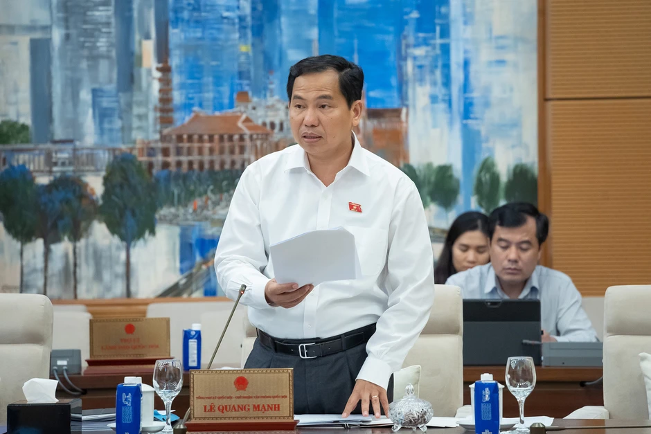 Thông tin về công tác tổ chức bộ máy, nhân sự tại kỳ họp Quốc hội thứ nhất Thông tin về công tác tổ chức bộ máy, nhân sự tại kỳ họp Quốc hội thứ nhất