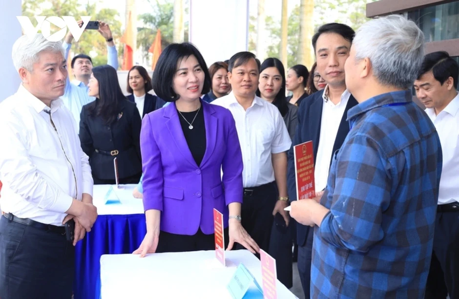 Thủ đô Hà Nội đã sẵn sàng cho ngày hội non sông Thủ đô Hà Nội đã sẵn sàng cho ngày hội non sông