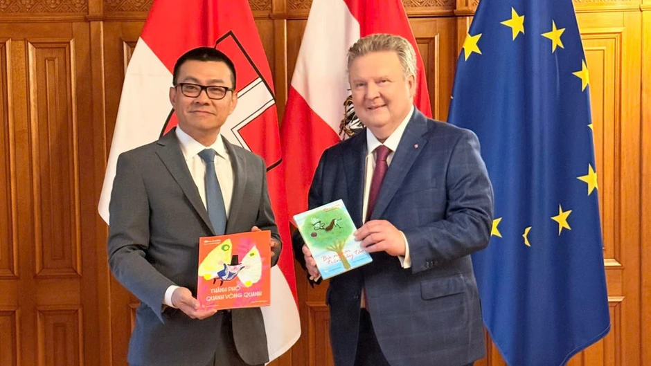 Thủ đô Vienna sẵn sàng chia sẻ kinh nghiệm quản lý đô thị thông minh và hỗ trợ cộng đồng người Việt Thủ đô Vienna sẵn sàng chia sẻ kinh nghiệm quản lý đô thị thông minh và hỗ trợ cộng đồng người Việt