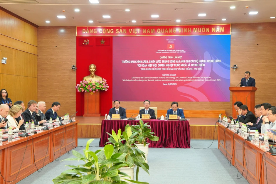 Thu hút nguồn lực tạo sức bật tăng trưởng kinh tế bền vững trong giai đoạn mới Thu hút nguồn lực tạo sức bật tăng trưởng kinh tế bền vững trong giai đoạn mới