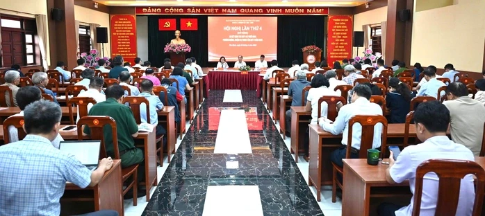Thu ngân sách hơn 1.100 tỉ đồng, phường Tân Định quyết tâm bứt tốc trong quý II Thu ngân sách hơn 1.100 tỉ đồng, phường Tân Định quyết tâm bứt tốc trong quý II