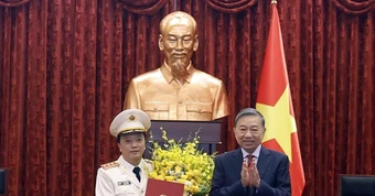 Thứ trưởng Bộ Công an Đặng Hồng Đức được thăng hàm Thượng tướng