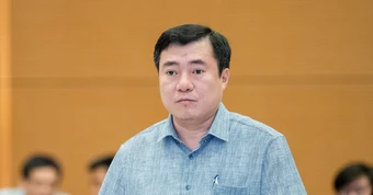 Thứ trưởng Bộ Công Thương Nguyễn Sinh Nhật Tân làm Phó Bí thư Thành ủy TPHCM