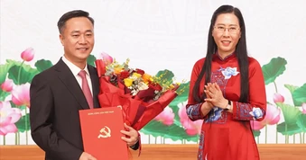 Thứ trưởng Bộ Xây dựng Nguyễn Việt Hùng làm Phó Bí thư Tỉnh ủy Khánh Hòa