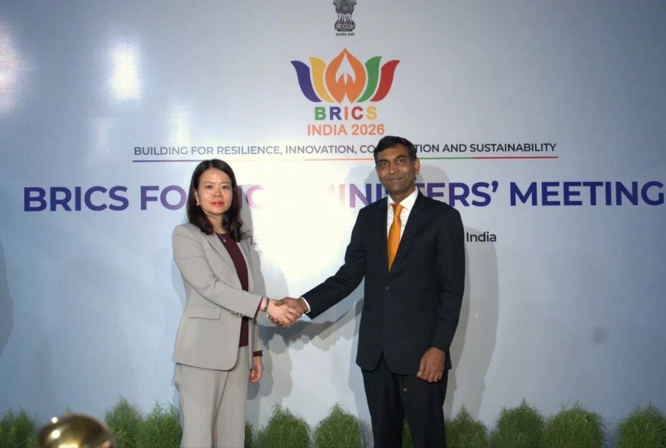 Thứ trưởng Ngoại giao Việt Nam dự hội nghị Ngoại trưởng BRICS mở rộng tại Ấn Độ Thứ trưởng Ngoại giao Việt Nam dự hội nghị Ngoại trưởng BRICS mở rộng tại Ấn Độ