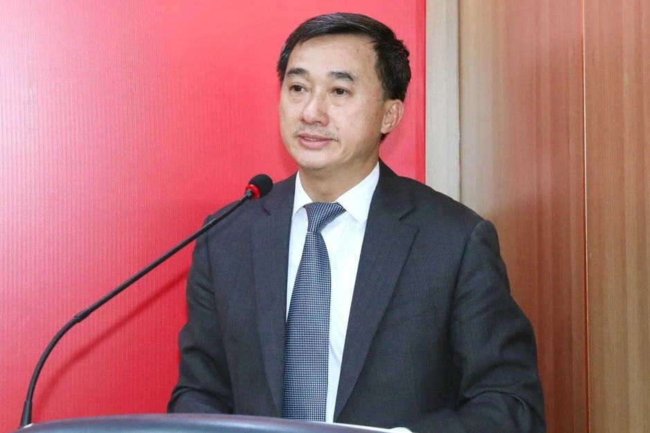 Thứ trưởng Y tế Trần Văn Thuấn và ông Nguyễn Huy Ngọc bị khai trừ khỏi Đảng Thứ trưởng Y tế Trần Văn Thuấn và ông Nguyễn Huy Ngọc bị khai trừ khỏi Đảng
