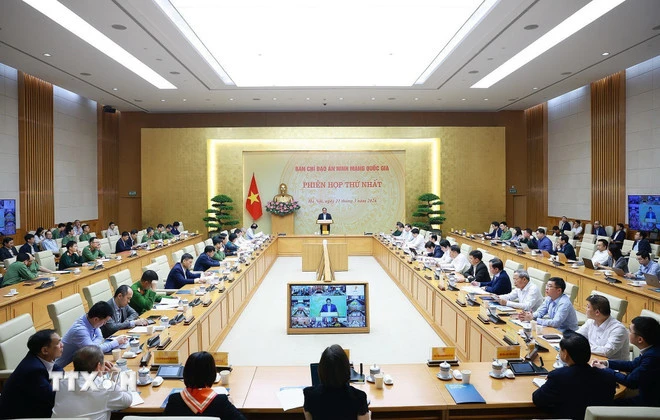 Thủ tướng: Bảo vệ an ninh mạng là yêu cầu cấp bách, thường xuyên, trọng yếu