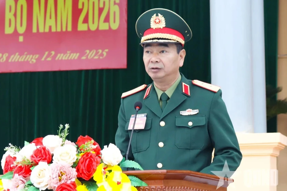 Thủ tướng bổ nhiệm Tư lệnh Quân khu 1 làm Phó Tổng Tham mưu trưởng QĐND Thủ tướng bổ nhiệm Tư lệnh Quân khu 1 làm Phó Tổng Tham mưu trưởng QĐND