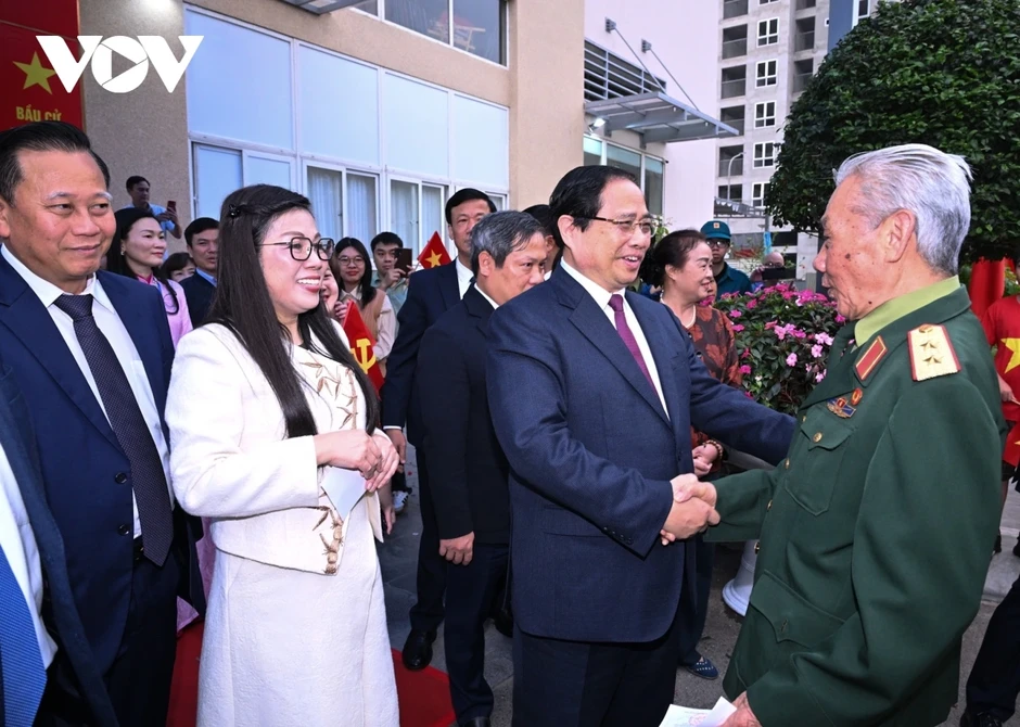 Thủ tướng bỏ phiếu bầu cử ĐBQH khóa XVI và HĐND các cấp nhiệm kỳ 2026–2031 Thủ tướng bỏ phiếu bầu cử ĐBQH khóa XVI và HĐND các cấp nhiệm kỳ 2026–2031