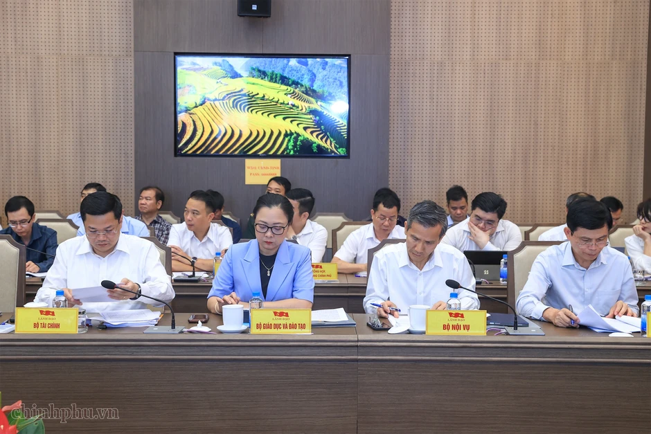 Thủ tướng: Các tỉnh, thành quyết tâm cao nhất đạt mục tiêu của từng địa phương Thủ tướng: Các tỉnh, thành quyết tâm cao nhất đạt mục tiêu của từng địa phương