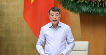 Thủ tướng: Cắt giảm chi phí trung gian để thuốc đến tay người bệnh với giá thấp nhất